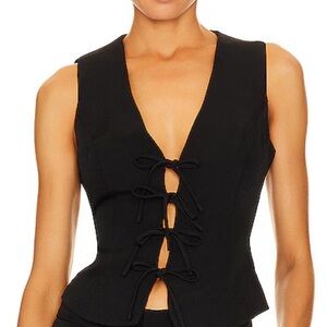 Elliatt 'Cavalcade' Black Crepe Top Size XS